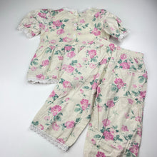 Load image into Gallery viewer, Girls floral, lightweight cotton top &amp; cropped pants, elasticated, Inside leg: 27cm, GUC, size 4,  