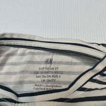 Load image into Gallery viewer, Unisex H&amp;M, striped cotton tee / top, GUC, size 2,  