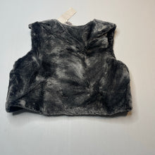 Load image into Gallery viewer, Girls Mango, grey faux fur vest, single button fasten, NEW, size 6,  