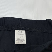 Load image into Gallery viewer, Unisex Favourites, black stretchy shorts, elasticated, GUC, size 2,  