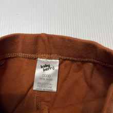 Load image into Gallery viewer, Unisex Baby Berry, footed leggings / bottoms, EUC, size 0000,  