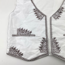 Load image into Gallery viewer, Unisex embroidered, lightweight vest, no labels, armpit to armpit: 30cm, GUC, size 4,  