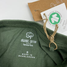 Load image into Gallery viewer, Boys Favourites, khaki organic cotton tee / top, NEW, size 5,  