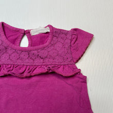 Load image into Gallery viewer, Girls Pumpkin Patch, soft feel stretchy tee / top, GUC, size 00,  