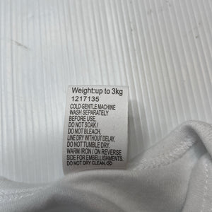 Unisex Baby Berry, soft cotton bodysuit / romper, EUC, size 00000,  
