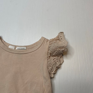 Girls Dymples, broderie trim bodysuit / romper, EUC, size 0000,  