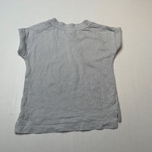 Load image into Gallery viewer, Unisex Baby Berry, cotton tee / top, crab, EUC, size 1,  