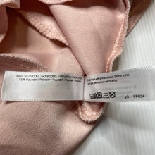 Load image into Gallery viewer, Girls RIVER ISLAND, pink lightweight shorts, elasticated, EUC, size 2-3,  