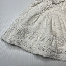 Load image into Gallery viewer, Girls Zara, lined broderie cotton skirt, elasticated, L: 31cm, EUC, size 10,  