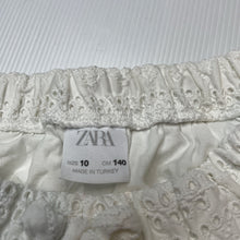 Load image into Gallery viewer, Girls Zara, lined broderie cotton skirt, elasticated, L: 31cm, EUC, size 10,  