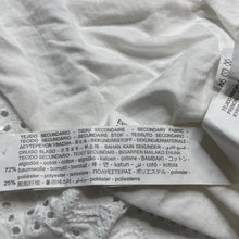 Load image into Gallery viewer, Girls Zara, lined broderie cotton skirt, elasticated, L: 31cm, EUC, size 10,  