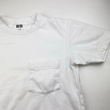Load image into Gallery viewer, Boys Uniqlo, white tee / top, EUC, size 7-8,  