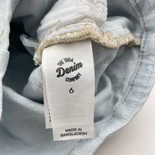 Load image into Gallery viewer, Girls 1964 Denim Co, lace trim stretch denim overalls / shortalls, FUC, size 6,  