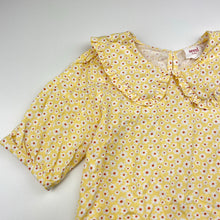 Load image into Gallery viewer, Girls Seed, floral cotton short sleeve top, EUC, size 6,  