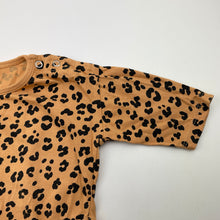 Load image into Gallery viewer, Girls Baby Berry, animal print cotton long sleeve top, GUC, size 00,  