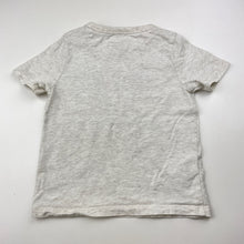 Load image into Gallery viewer, Unisex Country Road, embroidered heritage tee / top, GUC, size 2,  