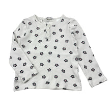 Load image into Gallery viewer, Girls Country Road, ribbed stretchy long sleeve top, small marks, FUC, size 2-3,  