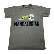 Load image into Gallery viewer, Boys Star Wars, The Mandalorian tee / top, FUC, size 7,  