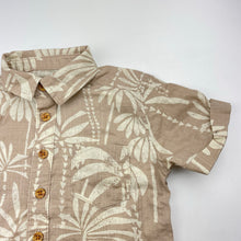 Load image into Gallery viewer, Boys Target, lightweight cotton short sleeve shirt, EUC, size 1,  