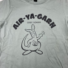 Load image into Gallery viewer, Boys CB, Aus cotton tee / top, kangaroo, GUC, size 10,  