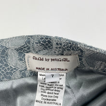 Load image into Gallery viewer, Girls Child by Petals Ink, lined lace shorts, W: 29.5cm across, EUC, size 7,  