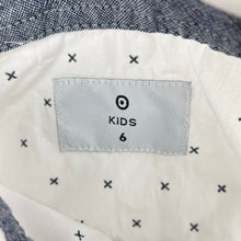 Load image into Gallery viewer, Boys Target, lightweight cotton short sleeve shirt, EUC, size 6,  
