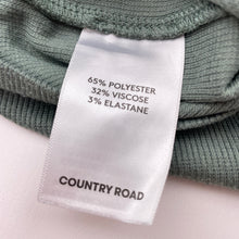 Load image into Gallery viewer, Unisex Country Road, khaki long sleeve top, pilling, FUC, size 6,  