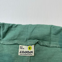 Load image into Gallery viewer, Boys LOSAN, green lightweight shorts, adjustable, EUC, size 5,  