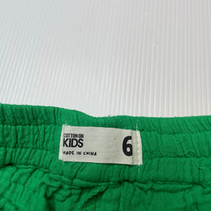 Girls Cotton On, green crinkle cotton shorts, elasticated, GUC, size 6,  