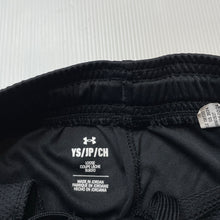 Load image into Gallery viewer, Boys Under Armour, loose fit sports / activewear shorts, Sz: S, GUC, size 6-8,  