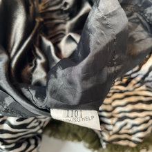 Load image into Gallery viewer, Girls layered, zebra print skirt, elasticated, L: 27cm, FUC, size 4-5,  
