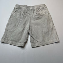 Load image into Gallery viewer, Boys Indie, stretch cotton casual shorts, elasticated, EUC, size 7,  
