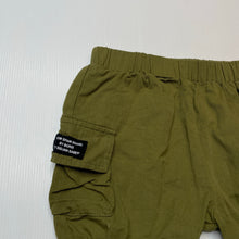 Load image into Gallery viewer, Girls khaki, casual shorts, elasticated, EUC, size 5-6,  
