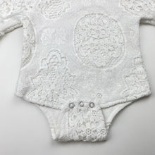 Load image into Gallery viewer, Girls white, lined lace romper, GUC, size 000,  