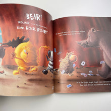 Load image into Gallery viewer, Books THE VERY CRANKY BEAR, by Nick Bland, paperback, GUC, size ,  