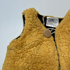 Girls Fred & Fer, soft fleece vest, GUC, size 1,  