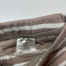Load image into Gallery viewer, Unisex Baby Boxes, soft feel organic cotton leggings / bottoms, GUC, size 000,  