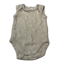 Load image into Gallery viewer, Unisex Baby Berry, oatmeal marle cotton singletsuit / bodysuit, EUC, size 0000,  