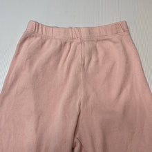 Load image into Gallery viewer, Girls LC Waikiki, pink ribbed cropped leggings, Inside leg: 17cm, GUC, size 2-3,  