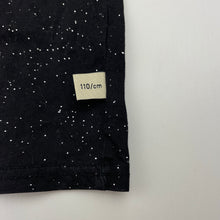 Load image into Gallery viewer, Girls CutePanda's, black tee / top, carousel, GUC, size 5,  