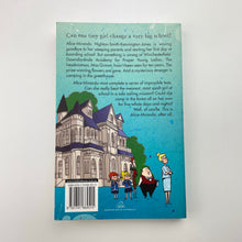 Load image into Gallery viewer, Books Alice-Miranda, At School, by Jacqueline Harvey, paperback, EUC, size ,  