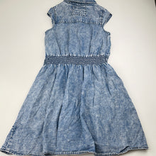 Load image into Gallery viewer, Girls Guess, lightweight tencel casual dress, GUC, size 7-8, L: 66cm