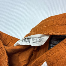 Load image into Gallery viewer, Boys H&amp;M, lightweight cotton shorts, elasticated, EUC, size 5,  