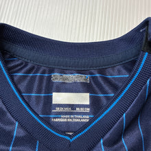 Load image into Gallery viewer, Boys Nike, Arsenal sports / activewear top, Walcott, FUC, size 2,  