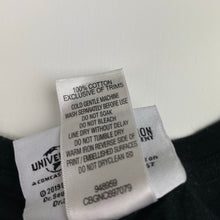 Load image into Gallery viewer, Unisex Dr Seuss, The Grinch Christmas cotton tee / top, EUC, size 14,  
