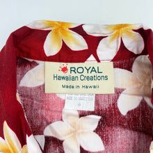 Load image into Gallery viewer, Boys Royal Hawaiian Creations, Authentic Hawaiian cotton short sleeve shirt, EUC, size 8,  