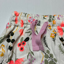Load image into Gallery viewer, Girls Baby Berry, floral cotton shorts, elasticated, EUC, size 0000,  