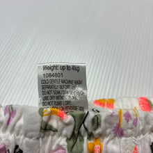 Load image into Gallery viewer, Girls Baby Berry, floral cotton shorts, elasticated, EUC, size 0000,  