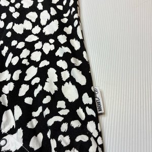 Unisex Duke Of London, black & white stretchy romper, EUC, size 0,  