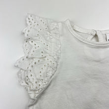 Load image into Gallery viewer, Girls Baby Berry, broderie trim cotton tee / top, EUC, size 0,  